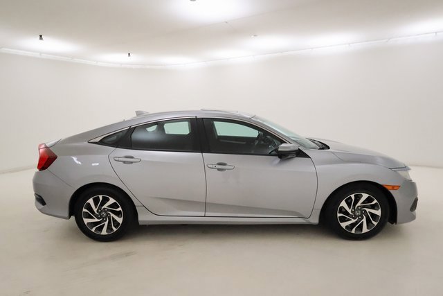 2017 Honda Civic EX photo 2