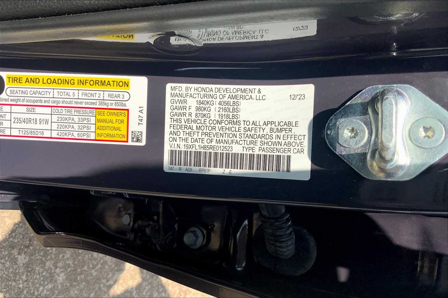2024 Honda Civic Hatchback Sport Touring photo 32