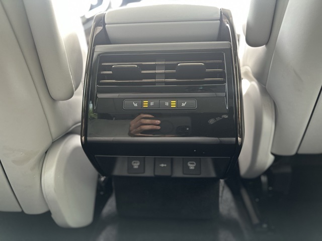 2023 Land Rover Range Rover Sport SE photo 24