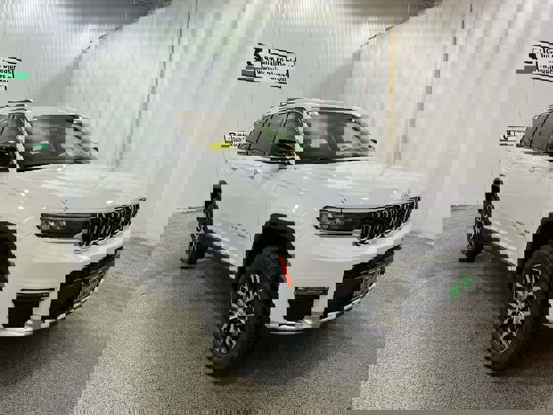 2025 Jeep Grand Cherokee L Limited's photo