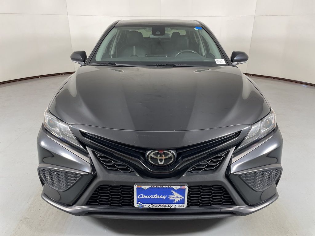 2023 Toyota Camry SE photo 4