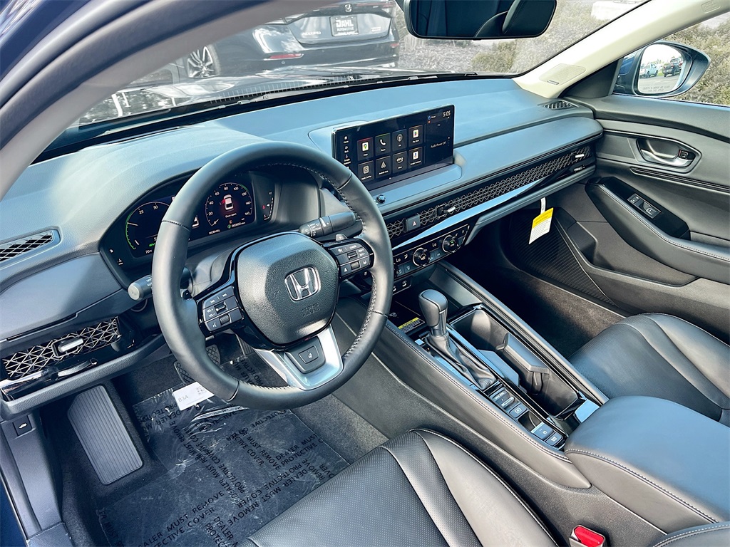 2025 Honda Accord Hybrid Touring photo 19