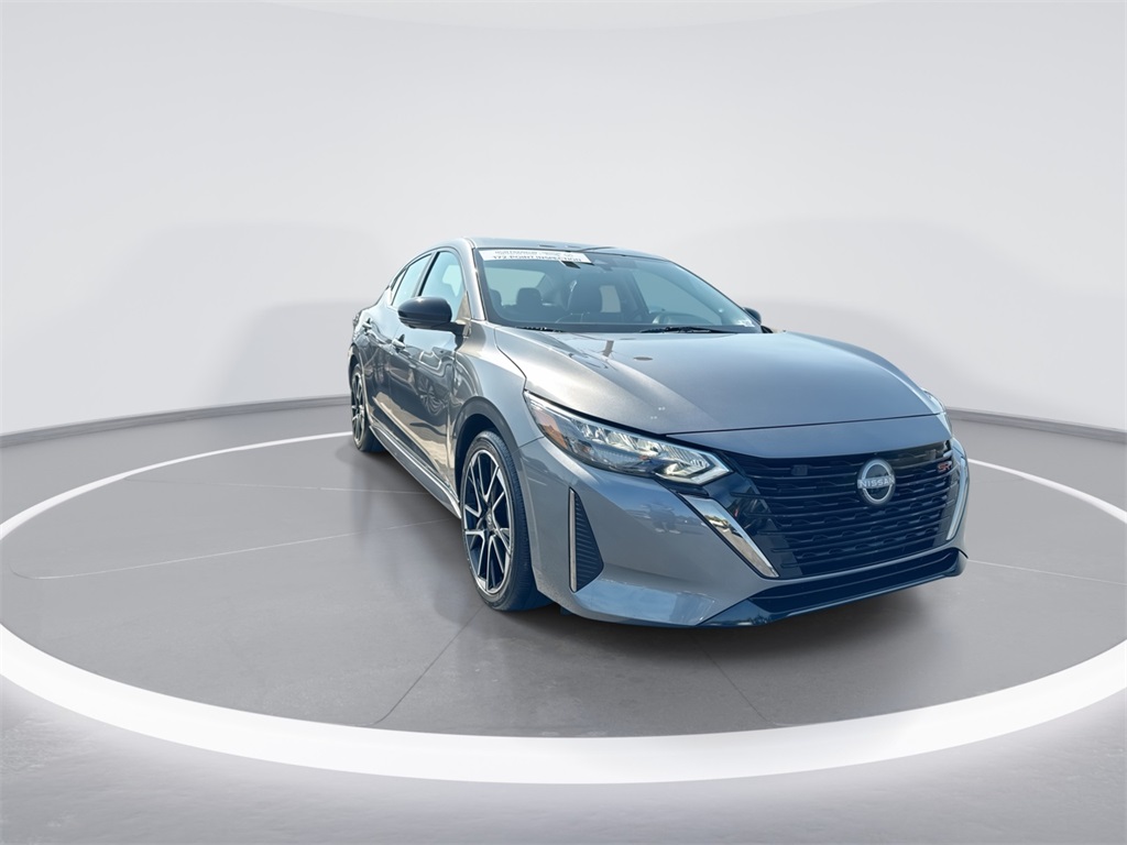 2024 Nissan Sentra SR photo 2