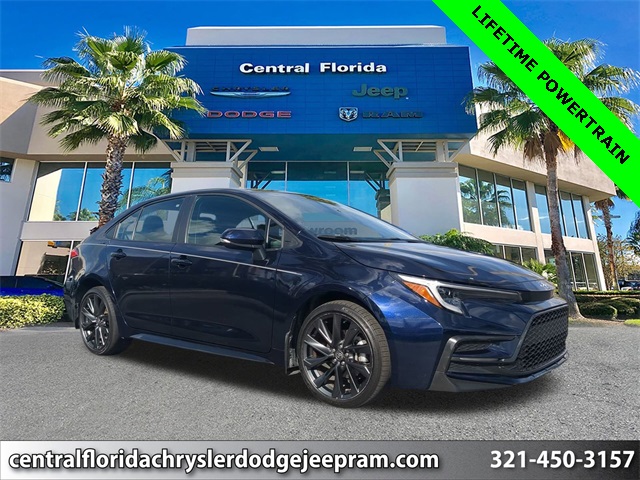 2025 Toyota Corolla SE's photo