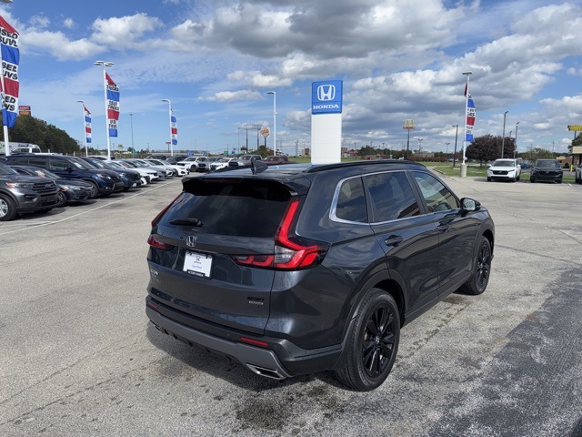 2023 Honda CR-V Hybrid Sport Touring photo 3