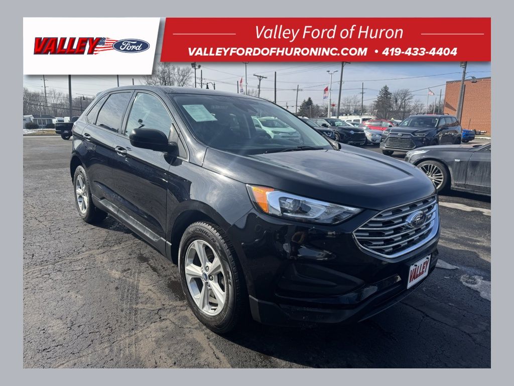 2022 Ford Edge SE