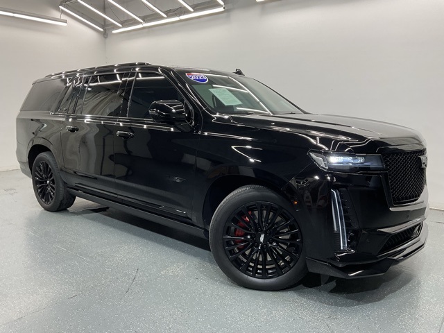 2023 Cadillac Escalade ESV V-Series photo 2