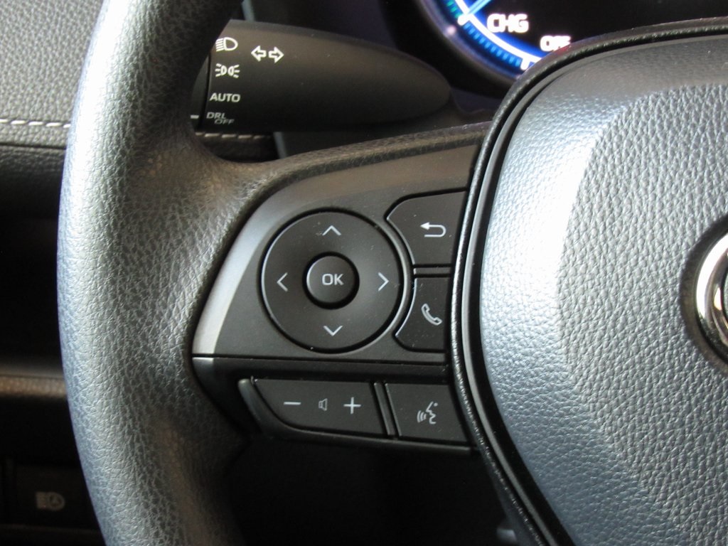 2025 Toyota RAV4 Hybrid XLE photo 24