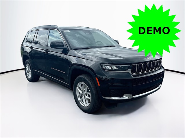 2025 Jeep Grand Cherokee L Laredo's photo