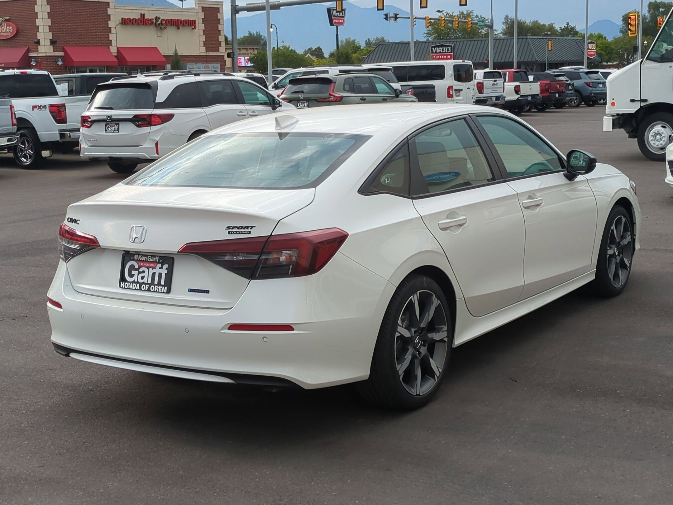 2026 Honda Civic Hybrid Sport Touring photo 3