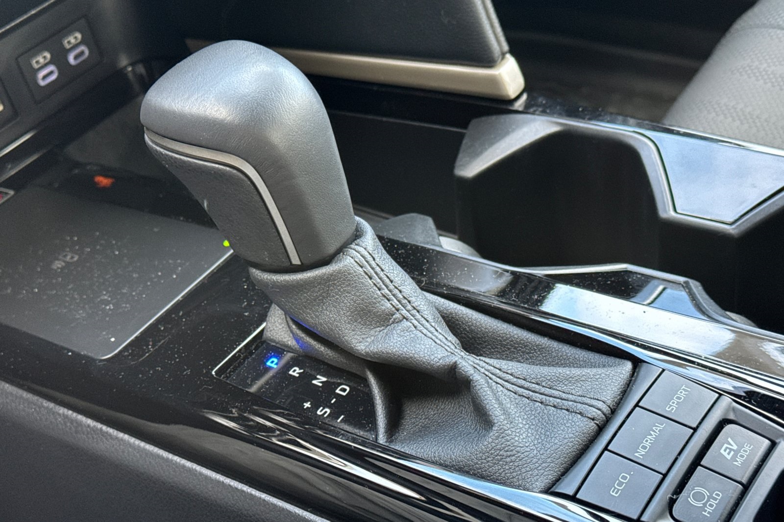 2025 Toyota Camry XSE photo 19
