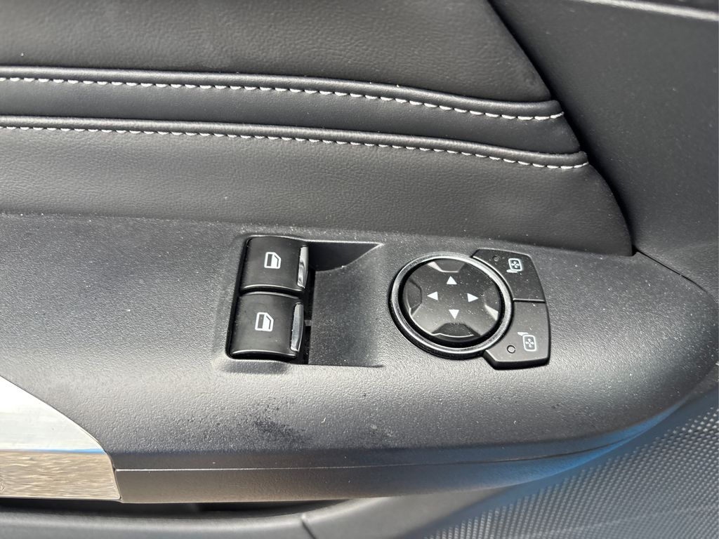 2024 Ford Mustang EcoBoost Premium photo 26
