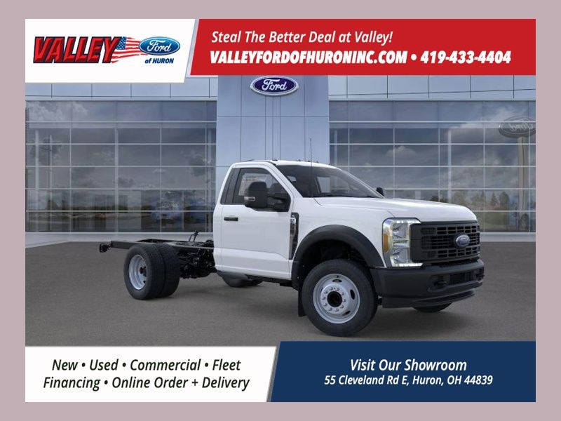2026 Ford F-550 Super Duty Chassis Cab XL's photo