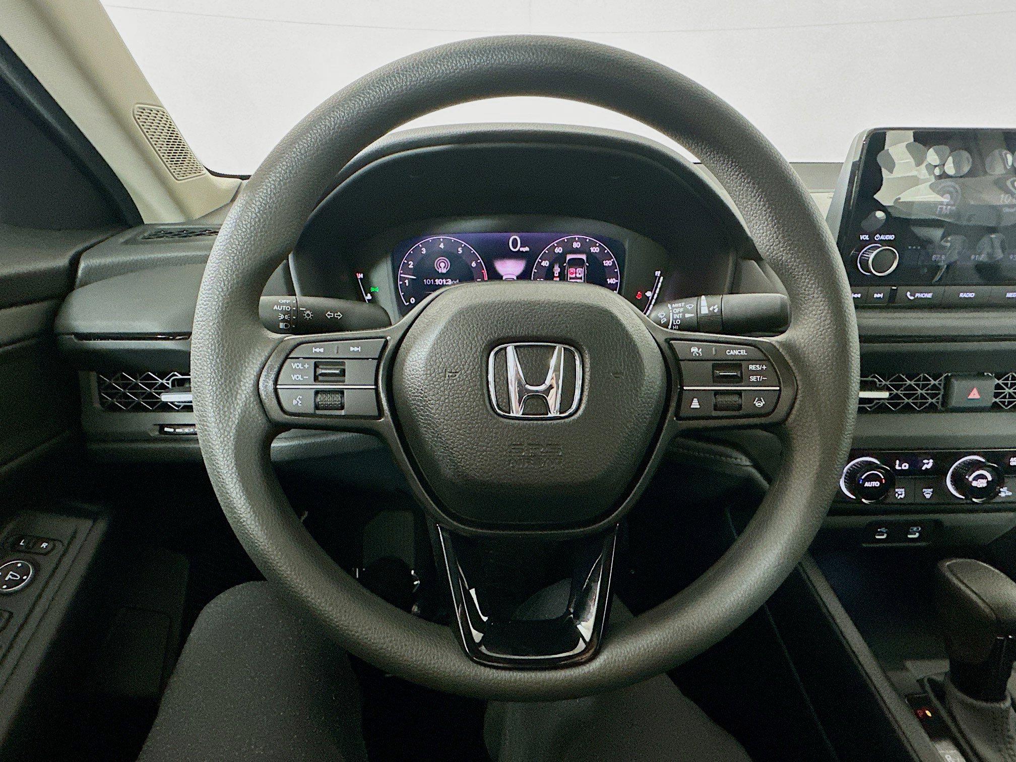 2025 Honda Accord 1.5T SE photo 9