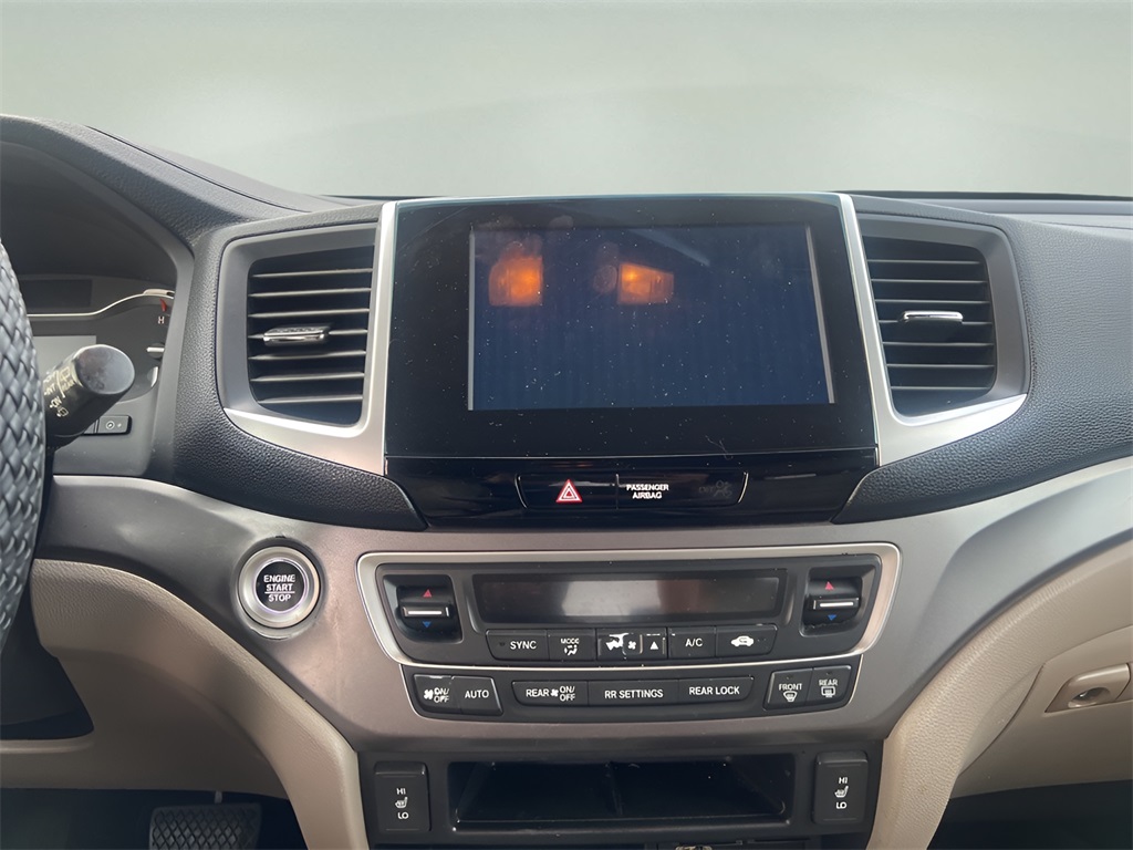 2016 Honda Pilot EX-L photo 21