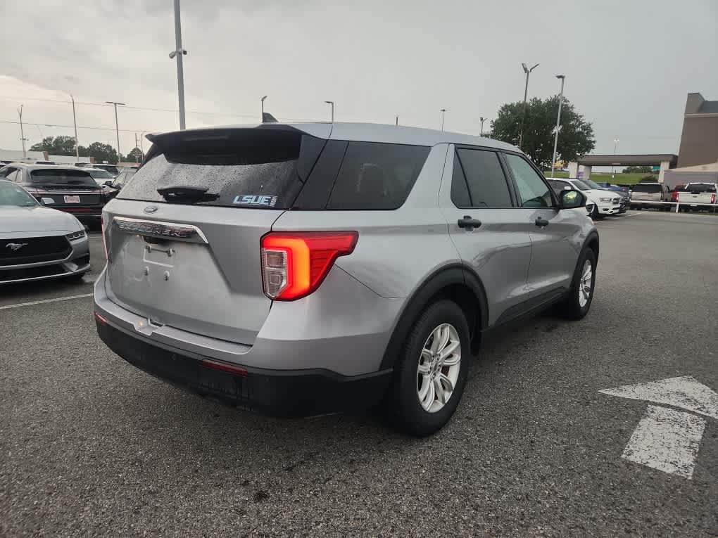 2021 Ford Explorer Base photo 3