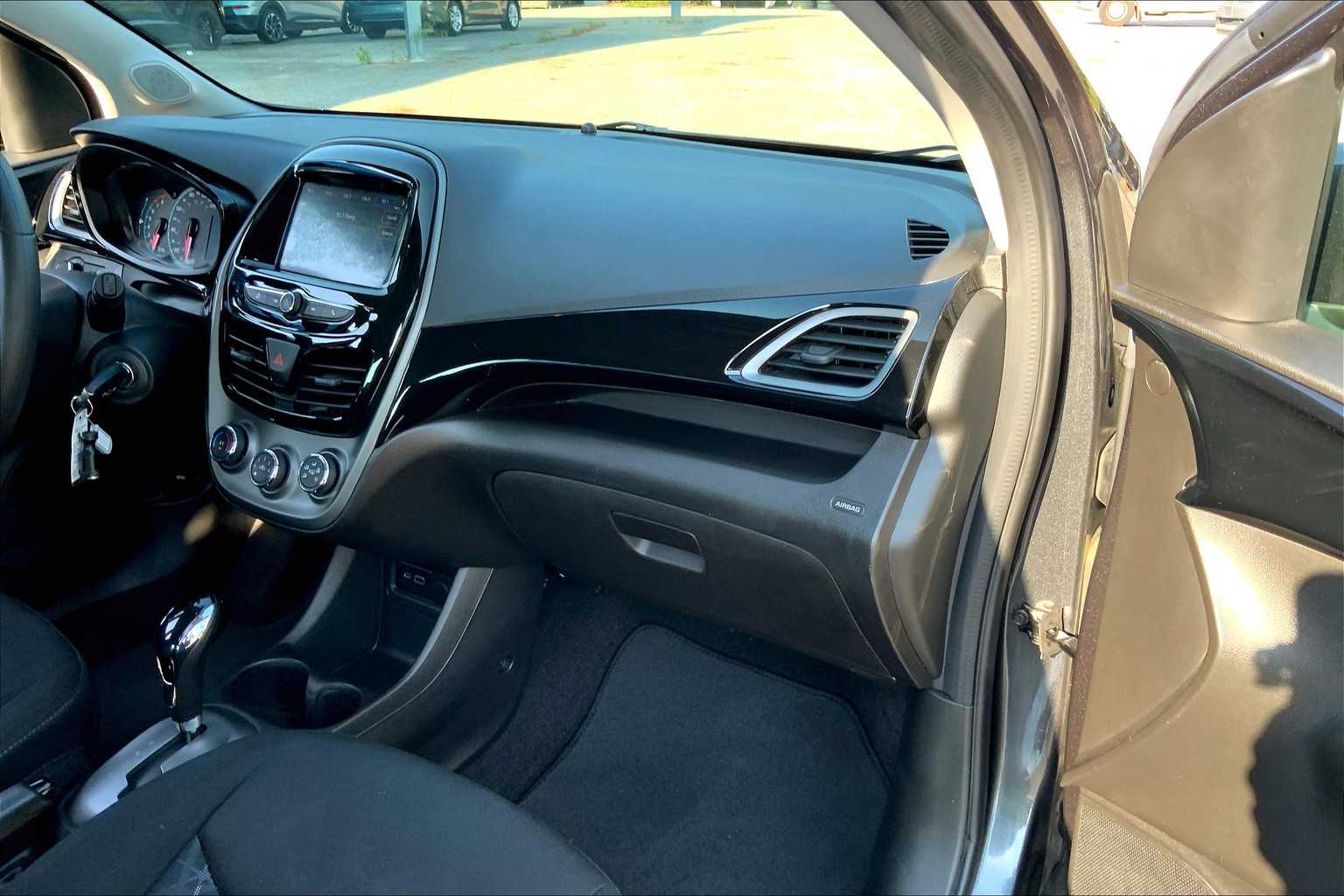 2020 Chevrolet Spark 1LT LT photo 16
