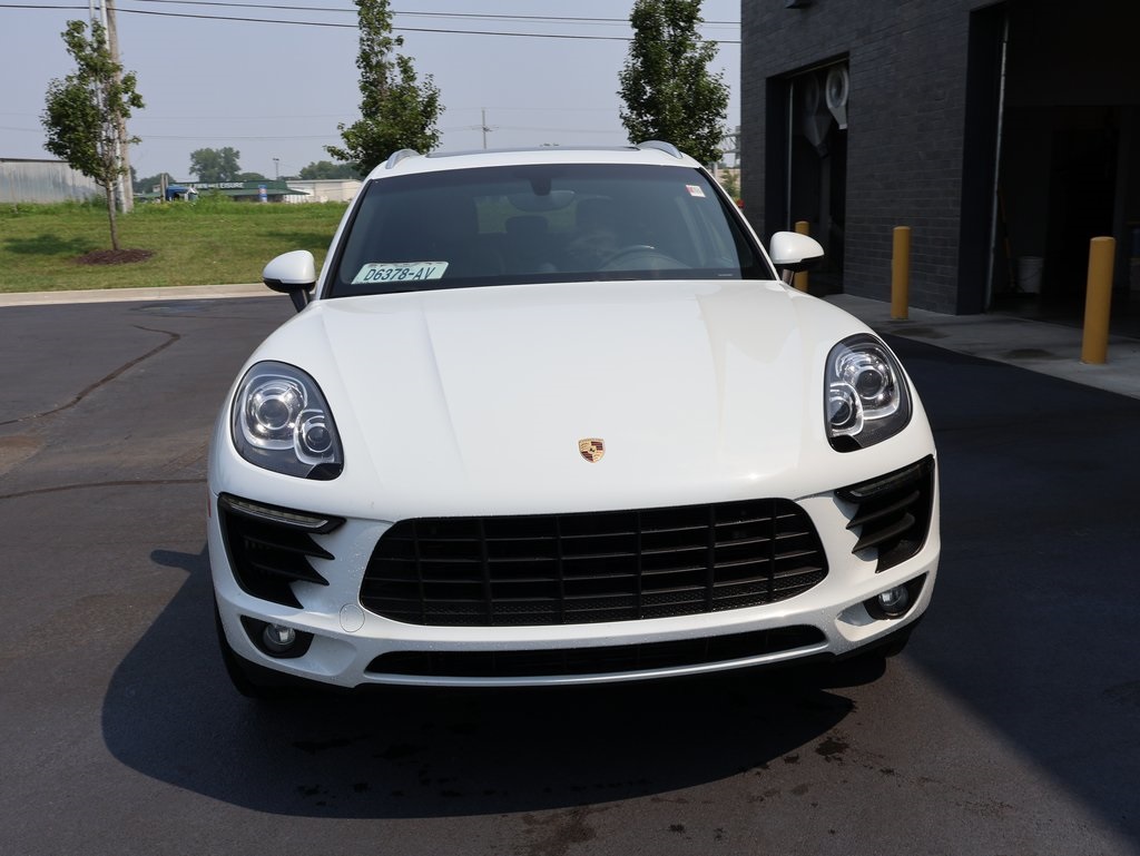 2016 Porsche Macan S photo 3