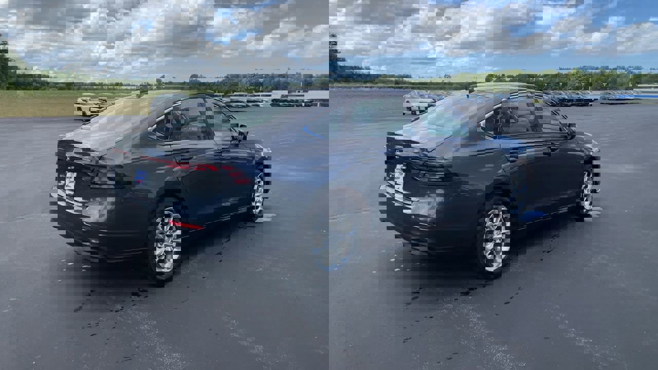 2023 Honda Accord 1.5T LX photo 8