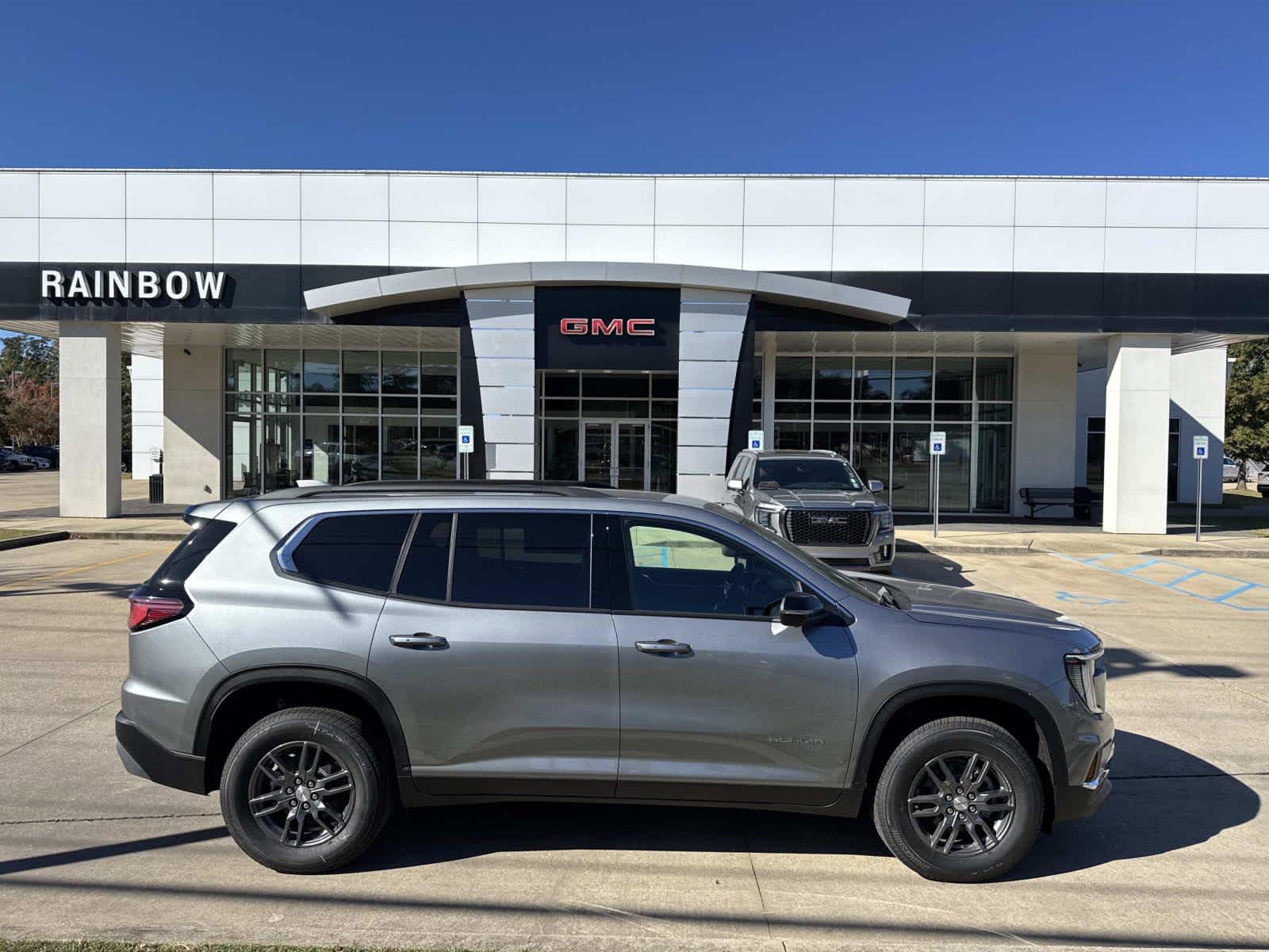 2026 GMC Acadia Elevation's photo