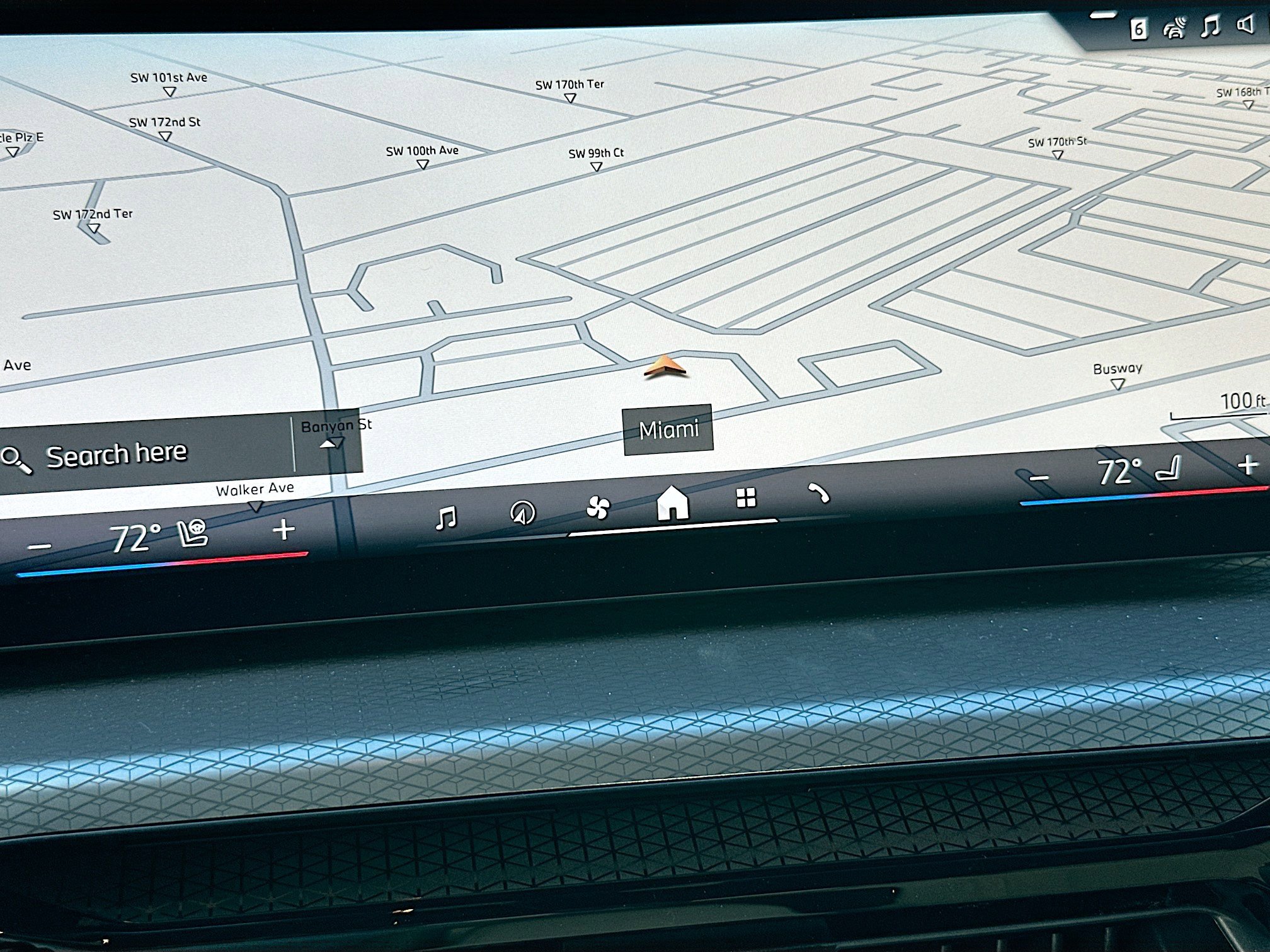 2025 Bmw 330i photo 13
