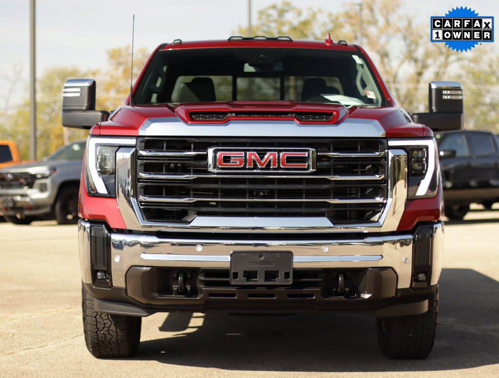 2025 Gmc Sierra HD SLT photo 2