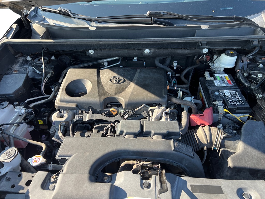 2020 Toyota RAV4 Limited photo 11