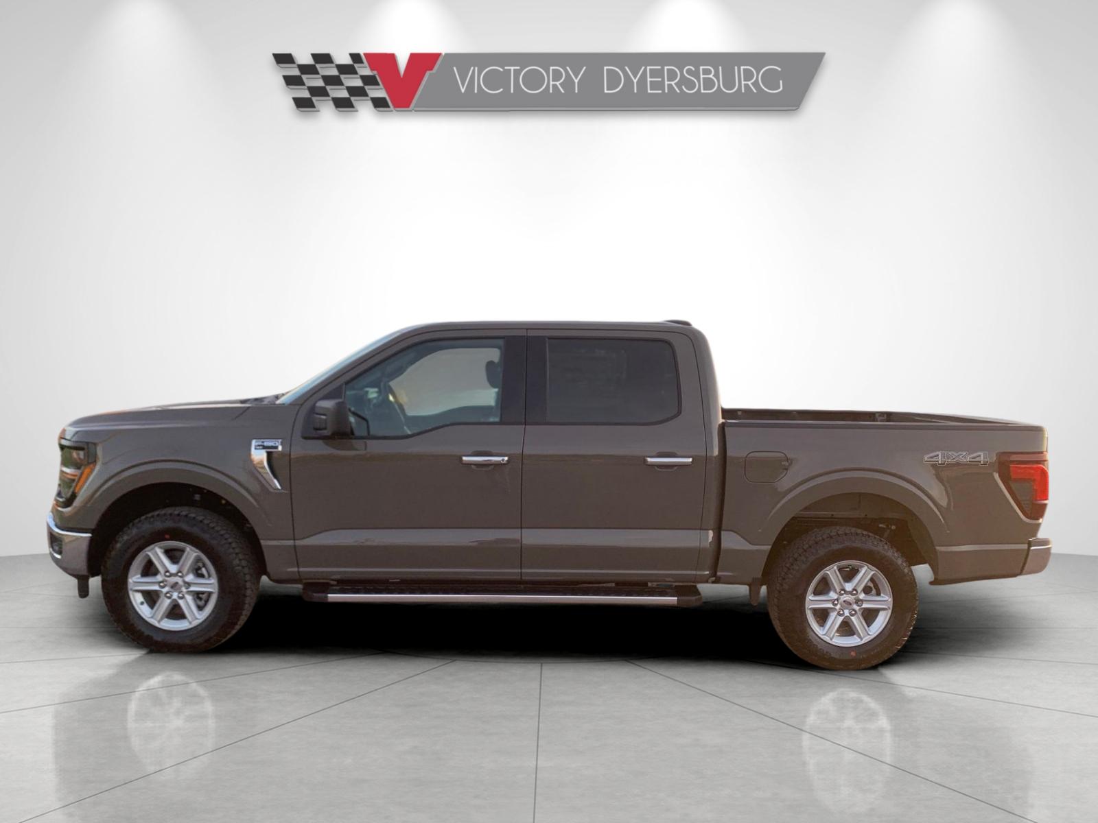 2025 Ford F-150 XLT photo 3