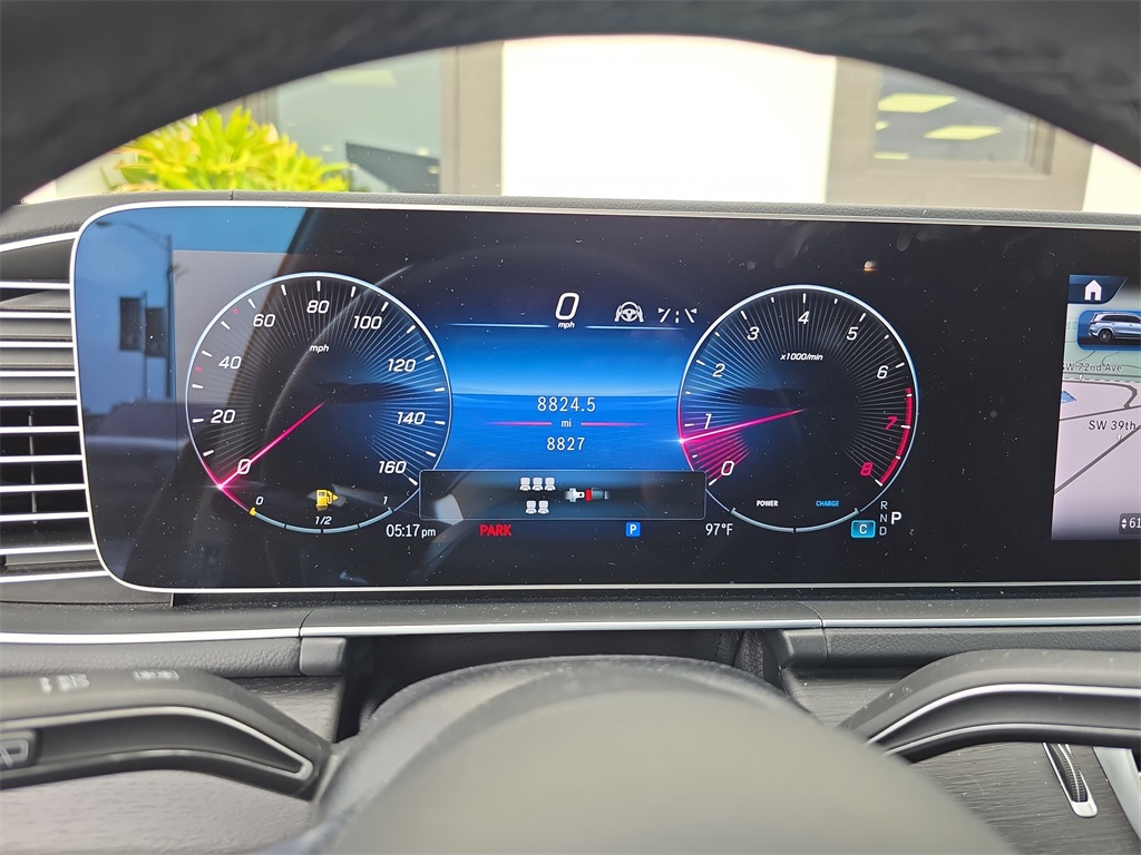 2025 Mercedes Benz GLS 450 4MATIC photo 25