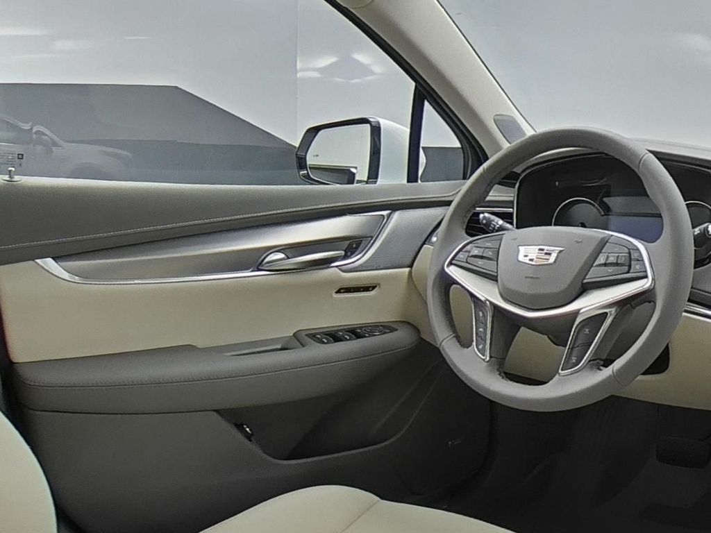 2025 Cadillac XT5 Premium Luxury photo 8