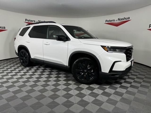 2025 Honda Pilot Black Edition's photo