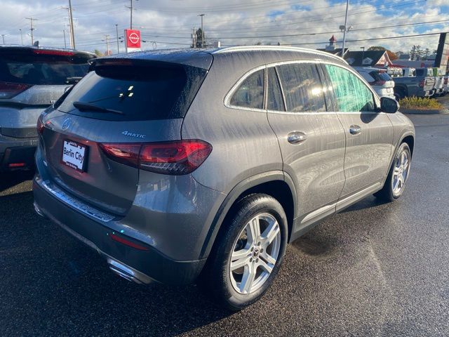 2023 Mercedes Benz GLA 250 4MATIC photo 3