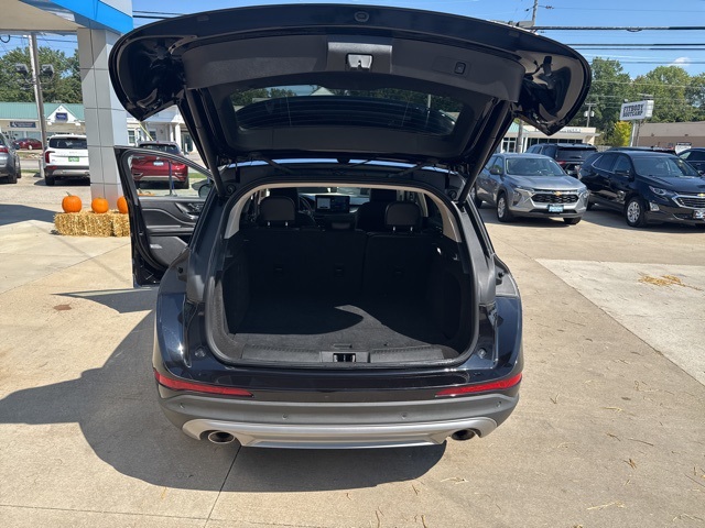 2023 Lincoln Corsair Standard photo 29