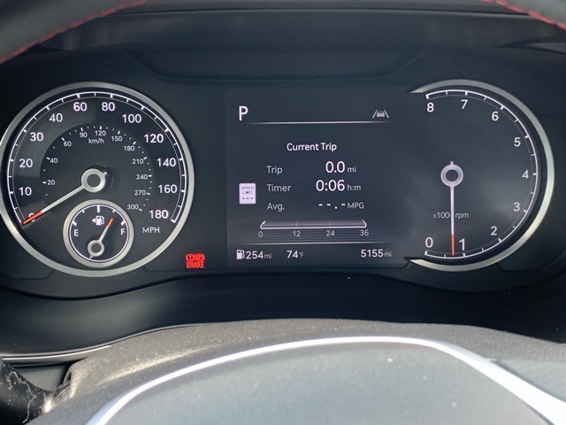2025 Genesis G70 2.5T photo 25