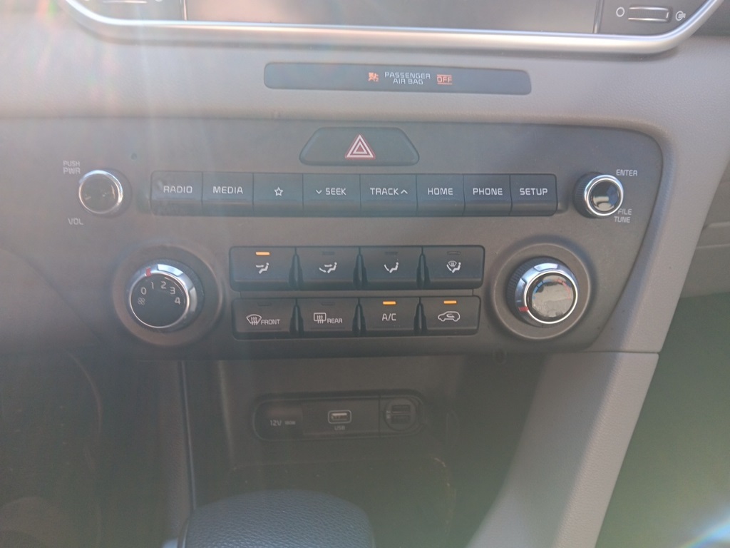 2022 Kia Sportage LX photo 9