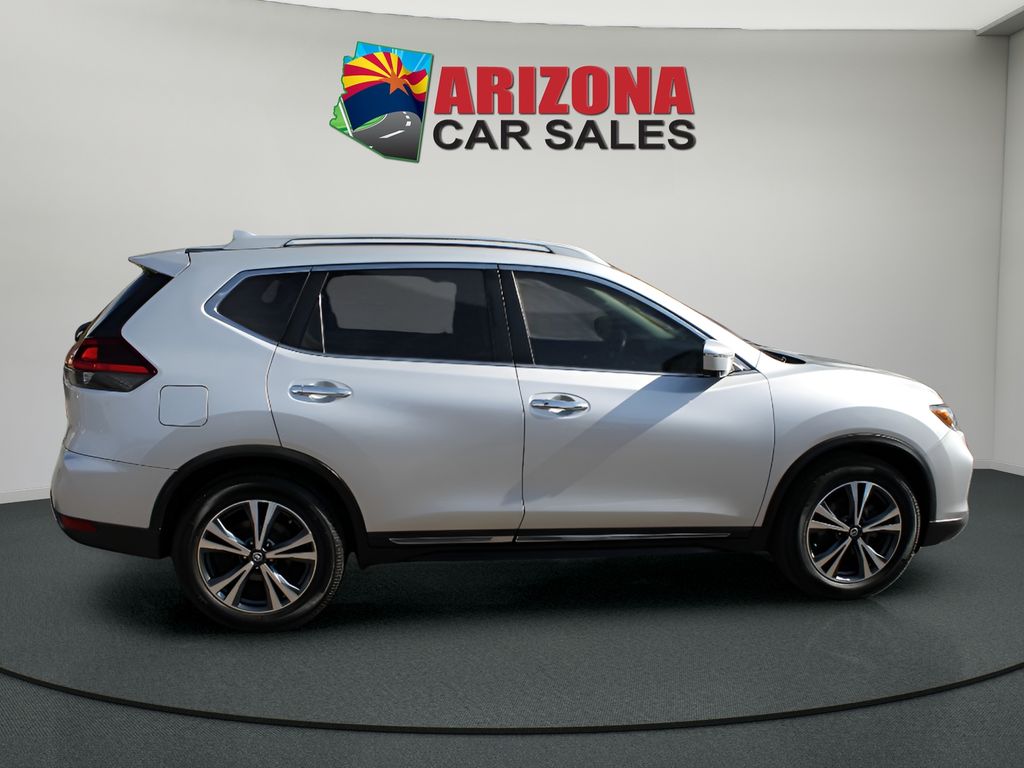 2018 Nissan Rogue SL photo 6