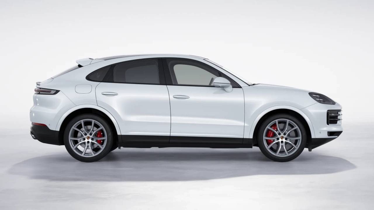2026 Porsche Cayenne S Coupe photo 7