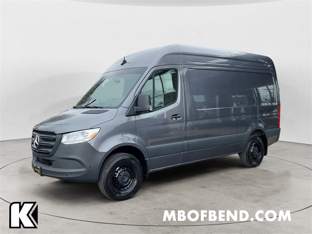 2025 Mercedes-Benz Sprinter Crew Van Base's photo