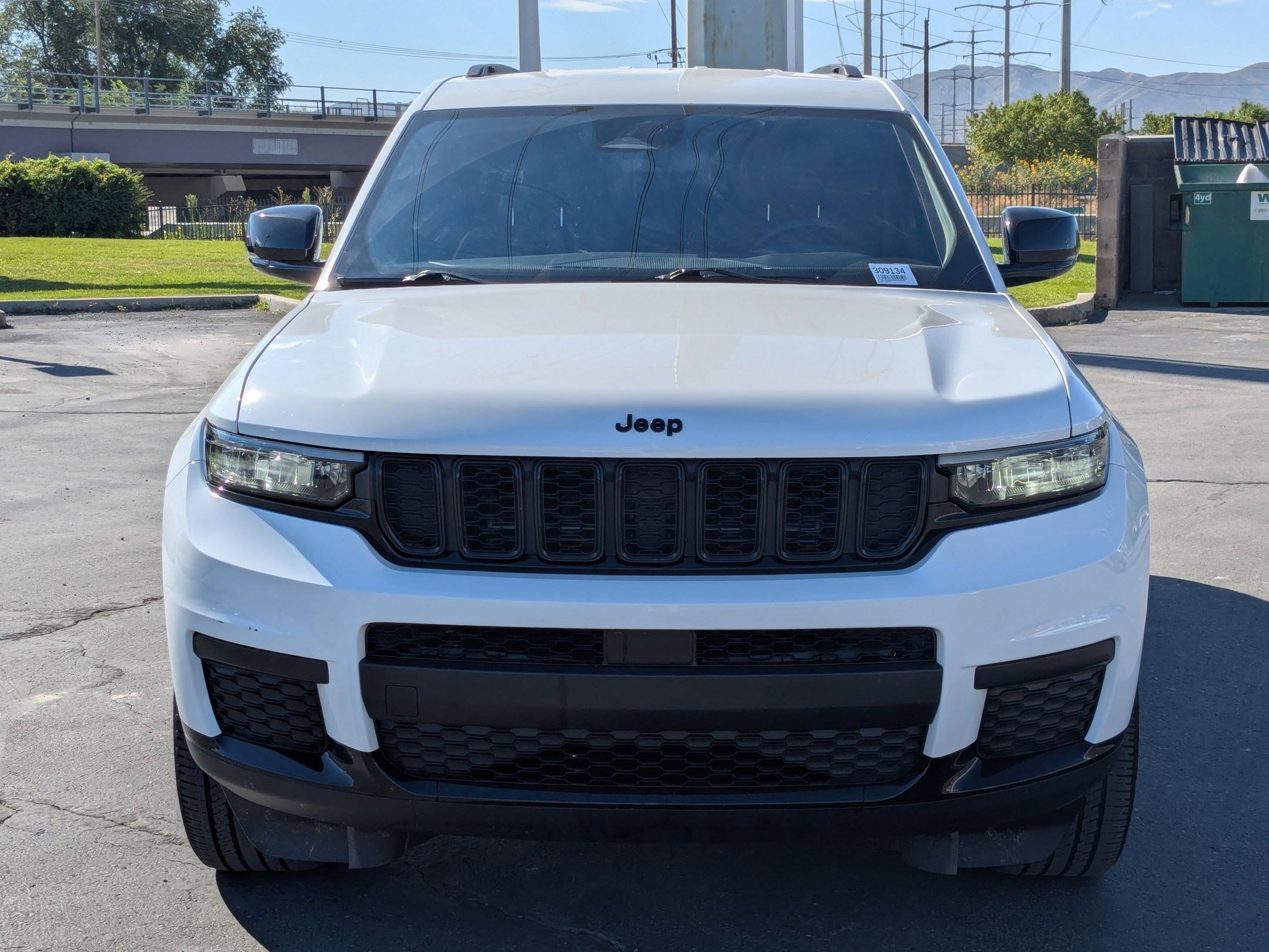 2022 Jeep Grand Cherokee Altitude photo 8