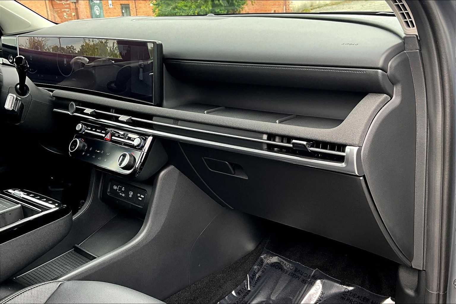 2025 Hyundai Tucson Limited photo 18