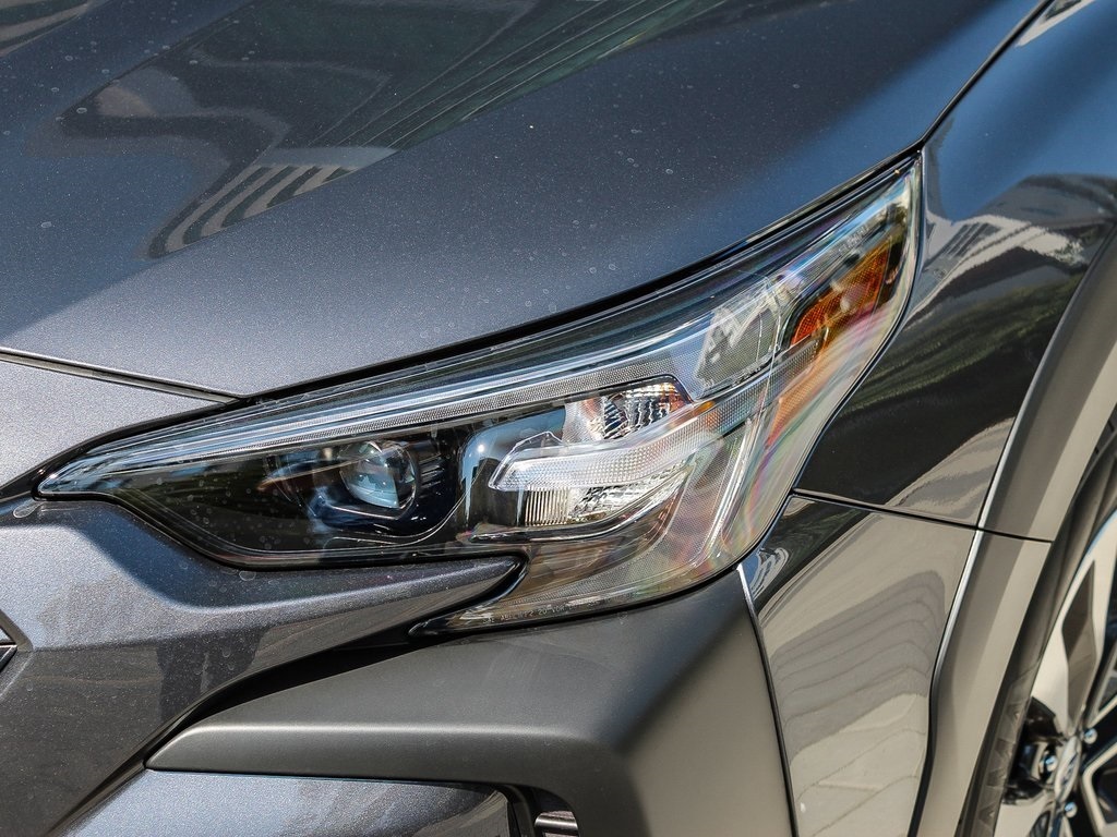 2025 Subaru Outback Touring photo 4