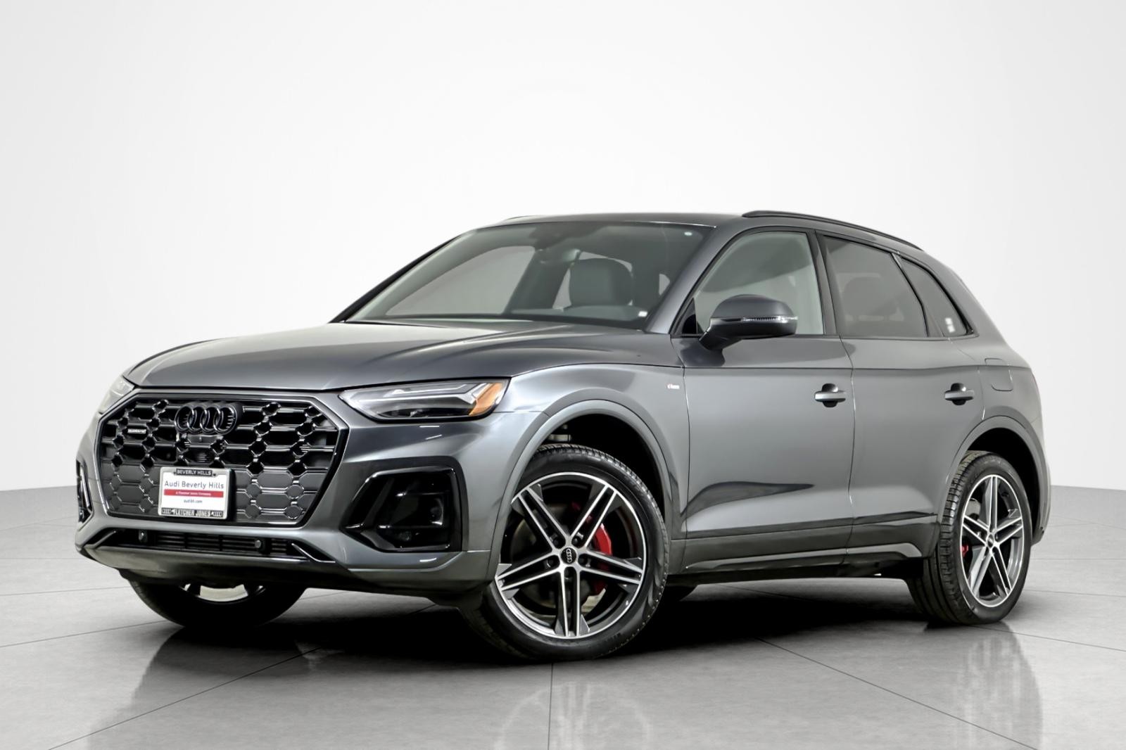 2024 Audi Q5 Premium Plus's photo