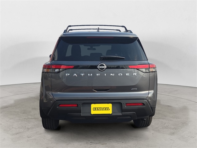 2025 Nissan Pathfinder SV photo 2