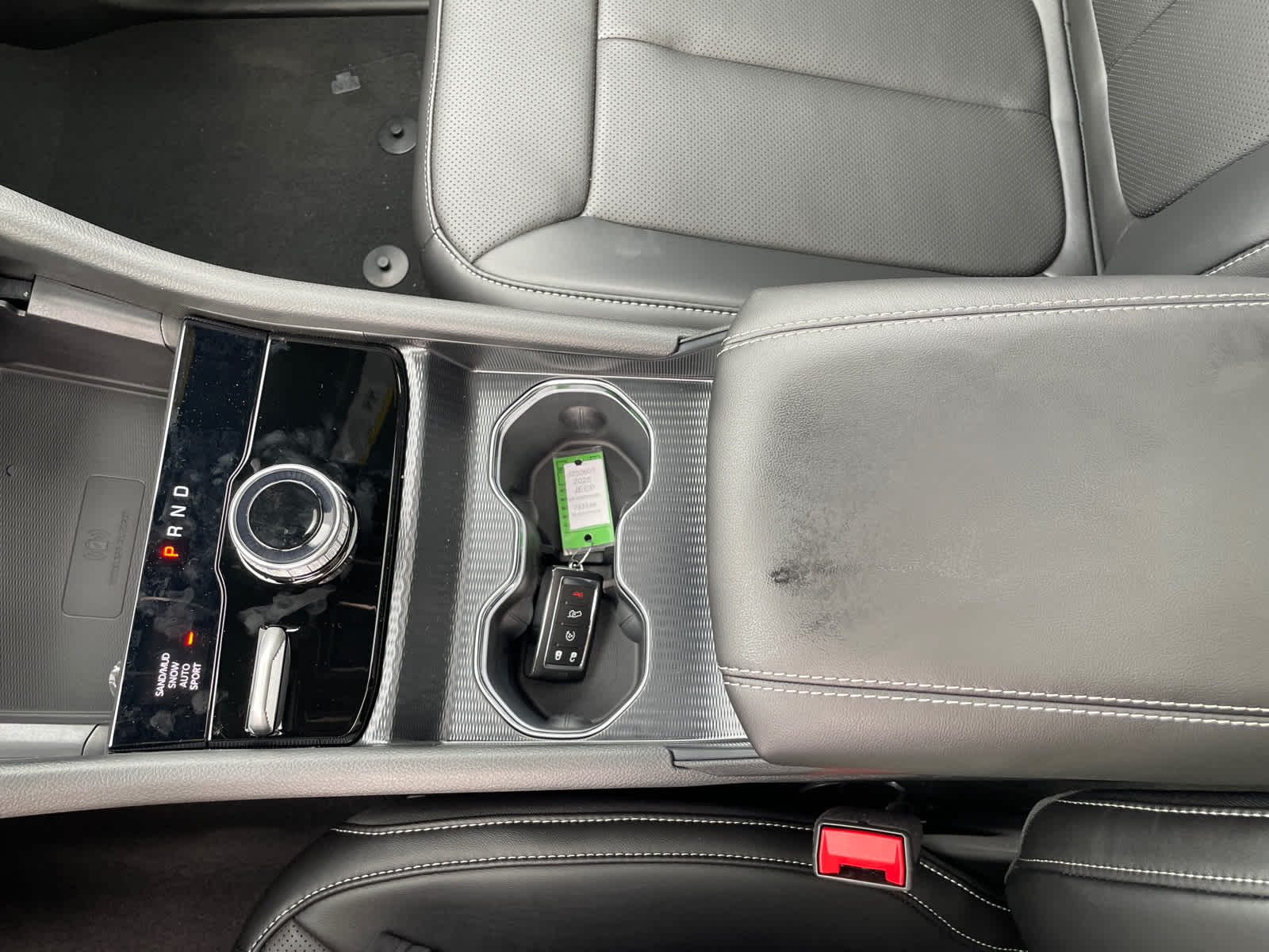 2025 Jeep Grand Cherokee Limited photo 27