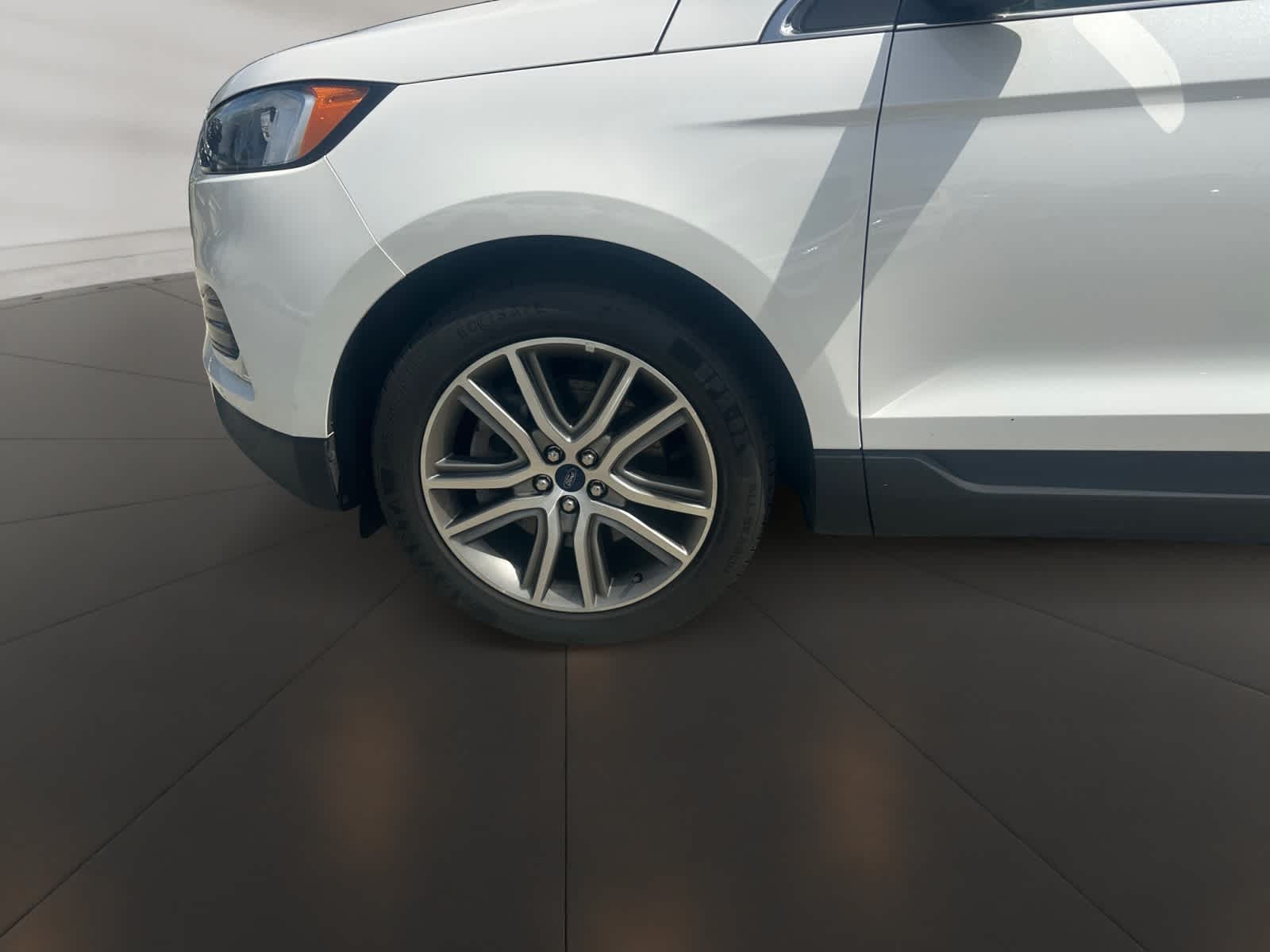 2022 Ford Edge Titanium photo 13