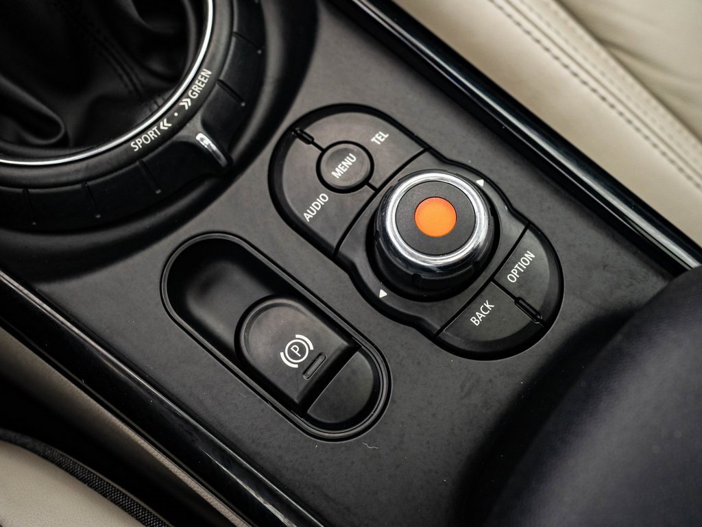 2017 Mini Cooper Base S ALL4 photo 22