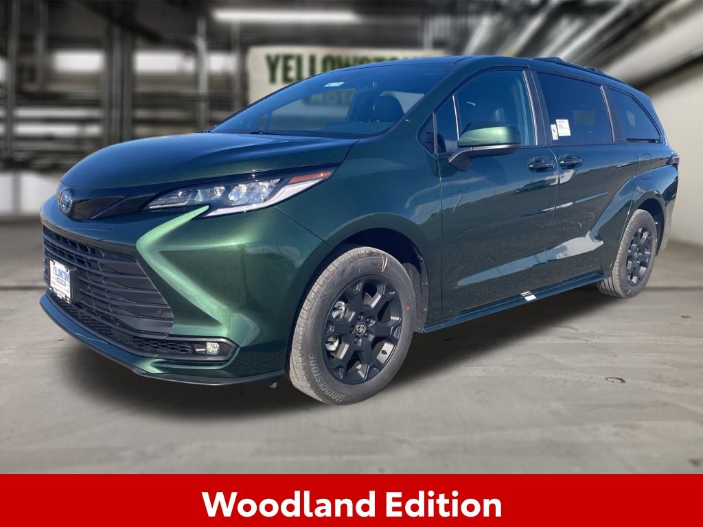 2025 Toyota Sienna Woodland Edition photo 2