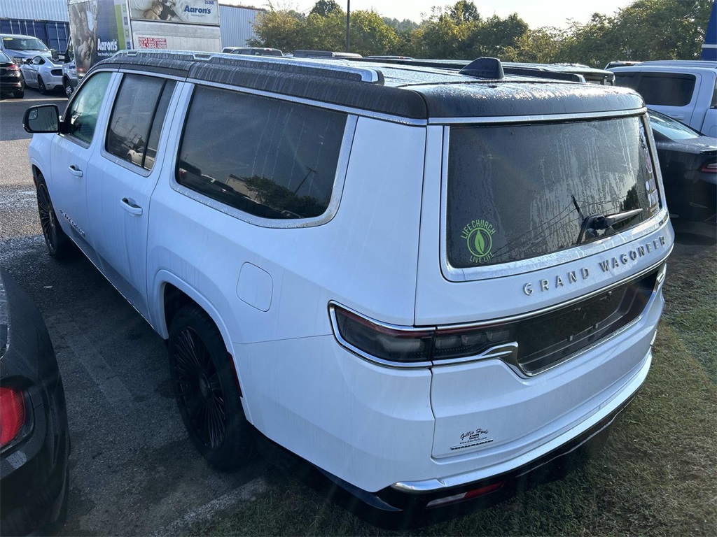 2023 Jeep Wagoneer L Series II photo 5