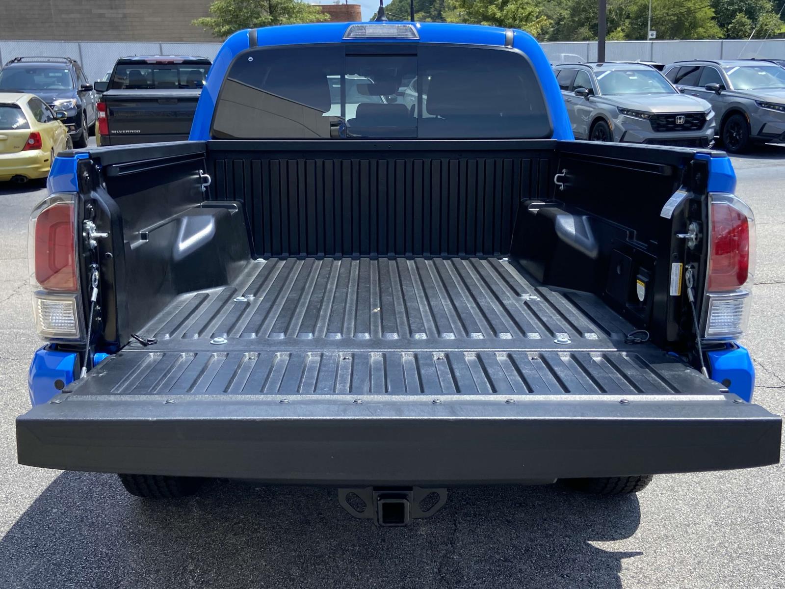 2021 Toyota Tacoma TRD Double Cab V6 photo 8