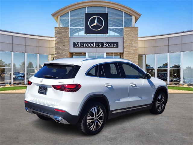 2025 Mercedes Benz GLA 250 4MATIC photo 3